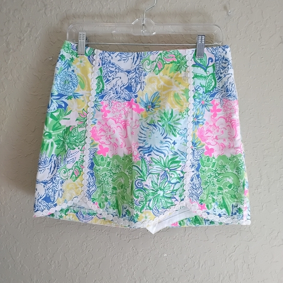 Lilly Pulitzer Dresses & Skirts - Lilly Pulitzer Patty Skort - Size 6